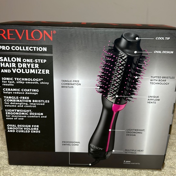Revlon Pro Collection one step hair dryer and volumizer - Picture 3 of 4
